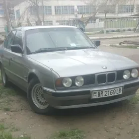 BMW 525 1989