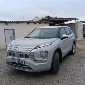 Mitsubishi Outlander 2022