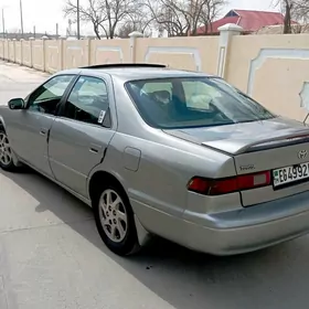 Toyota Camry 1998
