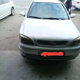 Opel Astra 2003
