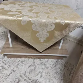 Стол журнальный