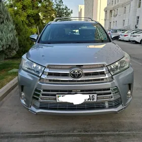 Toyota Highlander 2017