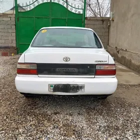 Toyota Corolla 1995