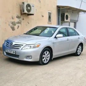 Toyota Camry 2010
