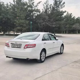 Toyota Camry 2010