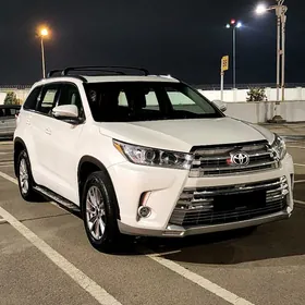 Toyota Highlander 2017