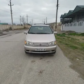 Toyota Sienna 2001