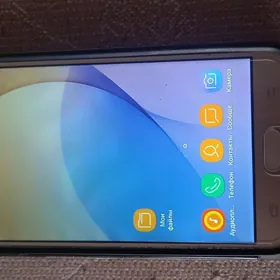 Samsung j7 praým