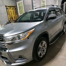 Toyota Highlander 2015