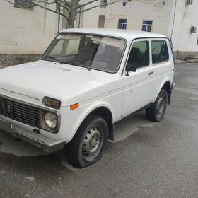 Lada Niva 2002