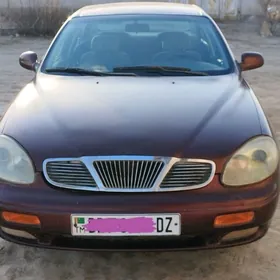 Daewoo Leganza 1998