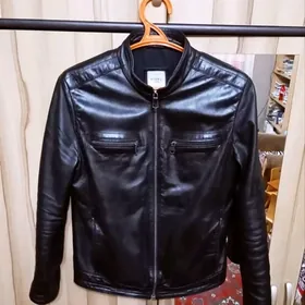 Коженая куртка