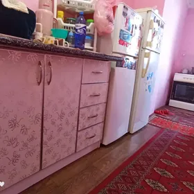 Кухонный шкафчик