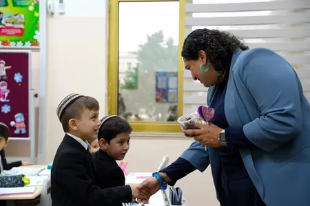 Школа в Ашхабаде показала практику инклюзивного образования в Туркменистане