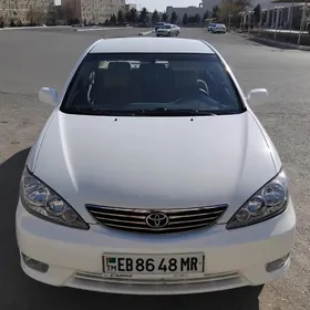 Toyota Camry 2003