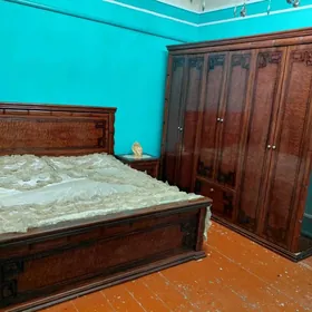 Gigant spalni komplekt