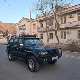 Toyota Land Cruiser 1995