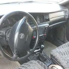 Opel Vectra 1997