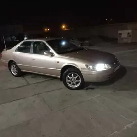 Toyota Camry 1998