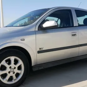 Opel Astra 2003