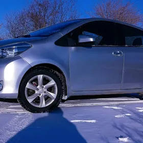 Toyota Yaris 2013