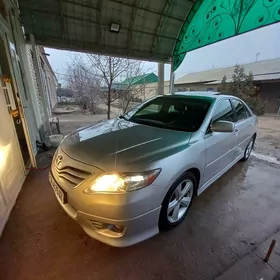 Toyota Camry 2011
