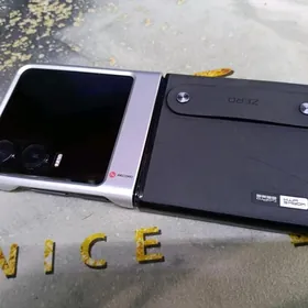 INFINIX ZERO FLIP