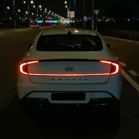 Hyundai Sonata Hybrid 2020