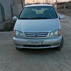 Toyota Sienna 2002