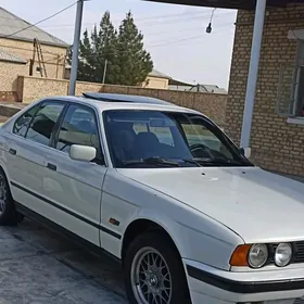 BMW 525 1990