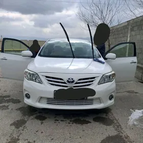 Toyota Corolla 2013