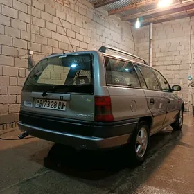 Opel Astra 1995