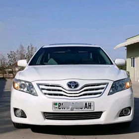 Toyota Camry 2010