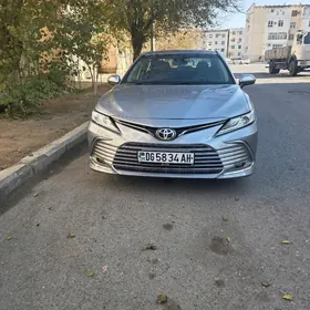 Toyota Camry 2022