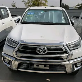 Toyota Hilux 2026