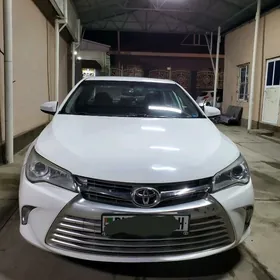 Toyota Camry 2016