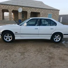 BMW 525 1990