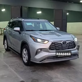 Toyota Highlander 2022