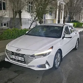 Hyundai Elantra 2021