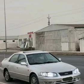 Toyota Camry 2001