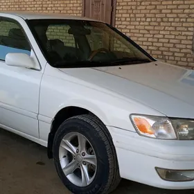 Toyota Camry 1999