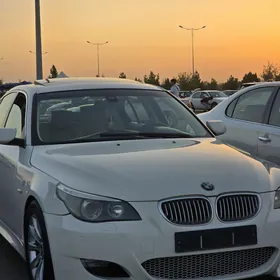 BMW E60 2005