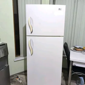 Холодильник LG