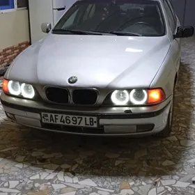 BMW E39 1998