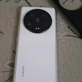 Xiaomi 13 Ultra