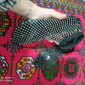 сетичный басаножка