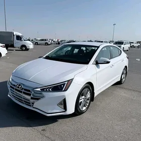 Hyundai Elantra 2020