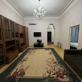 Kreyine jay 1 etaj 3kom.T-dwor