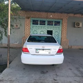 Toyota Camry 2003