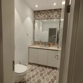 Eýesinden Olimpiýa şäherçe jaý